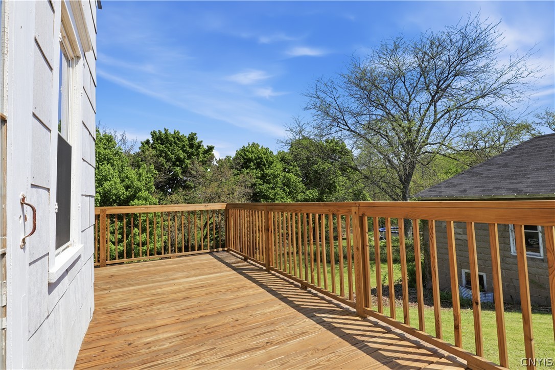 5103 Ridge Road Williamson, NY 14589 - Photo 5 of 29