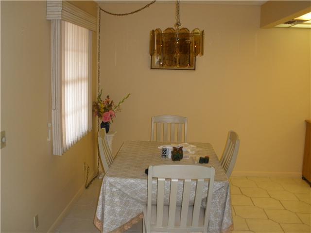3049 Wolverton C, Unit 3049 Boca Raton, FL 33434 - Photo 4 of 11 Additional Photo