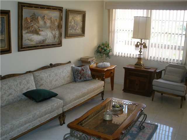 3049 Wolverton C, Unit 3049 Boca Raton, FL 33434 - Photo 6 of 11 Additional Photo