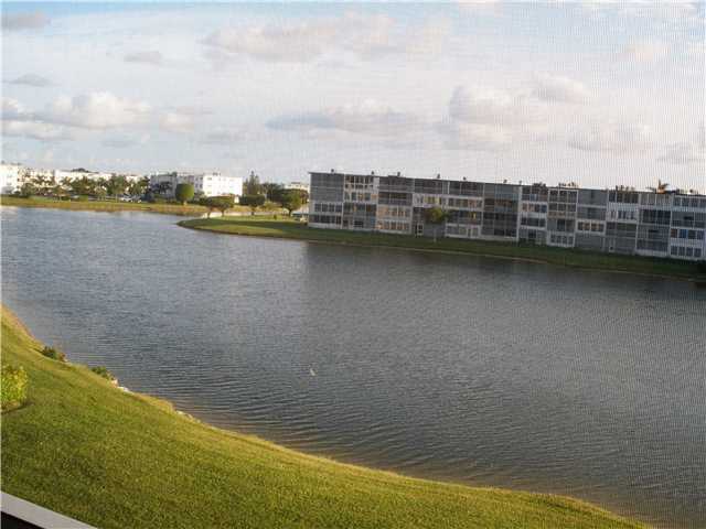 3049 Wolverton C, Unit 3049 Boca Raton, FL 33434 - Photo 9 of 11 Additional Photo