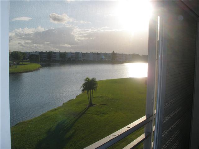 3049 Wolverton C, Unit 3049 Boca Raton, FL 33434 - Photo 10 of 11 Additional Photo