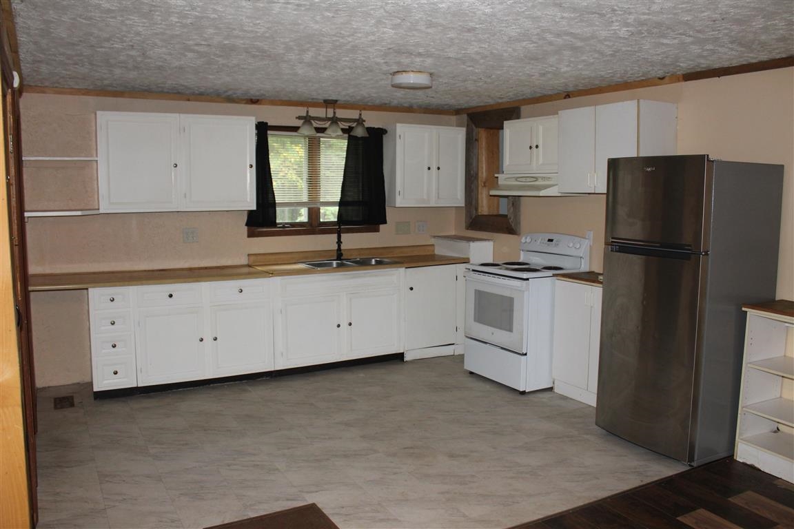 570 Cold Pond Road Acworth, NH 03601 - Photo 4 of 15