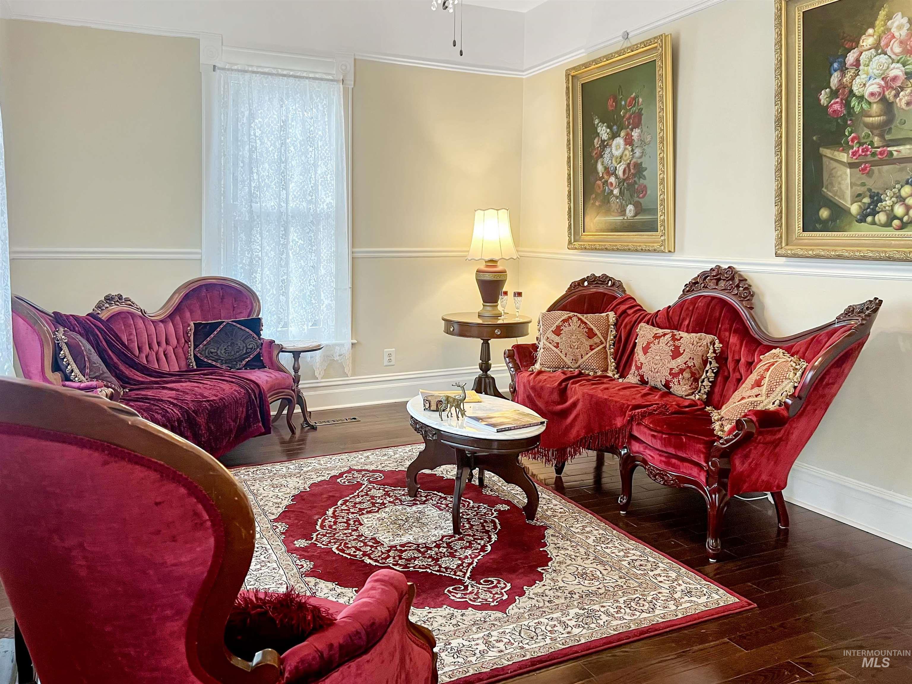 516 East Main Street Weiser, ID 83672 - Photo 14 of 50 Living area featuring dark wood-style flooring