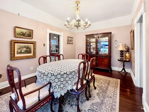 $550,000 | 516 East Main Street, Weiser, ID 83672