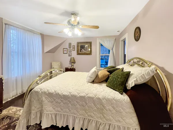 $550,000 | 516 East Main Street, Weiser, ID 83672