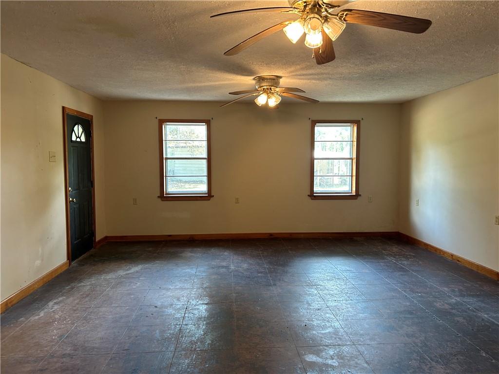 586 Jd Camp Road Atlanta, LA 71404 - Photo 4 of 15 Gallery Image 4