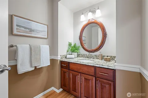 $1,750,000 | 320 210th Court Southeast, Sammamish, WA 98074