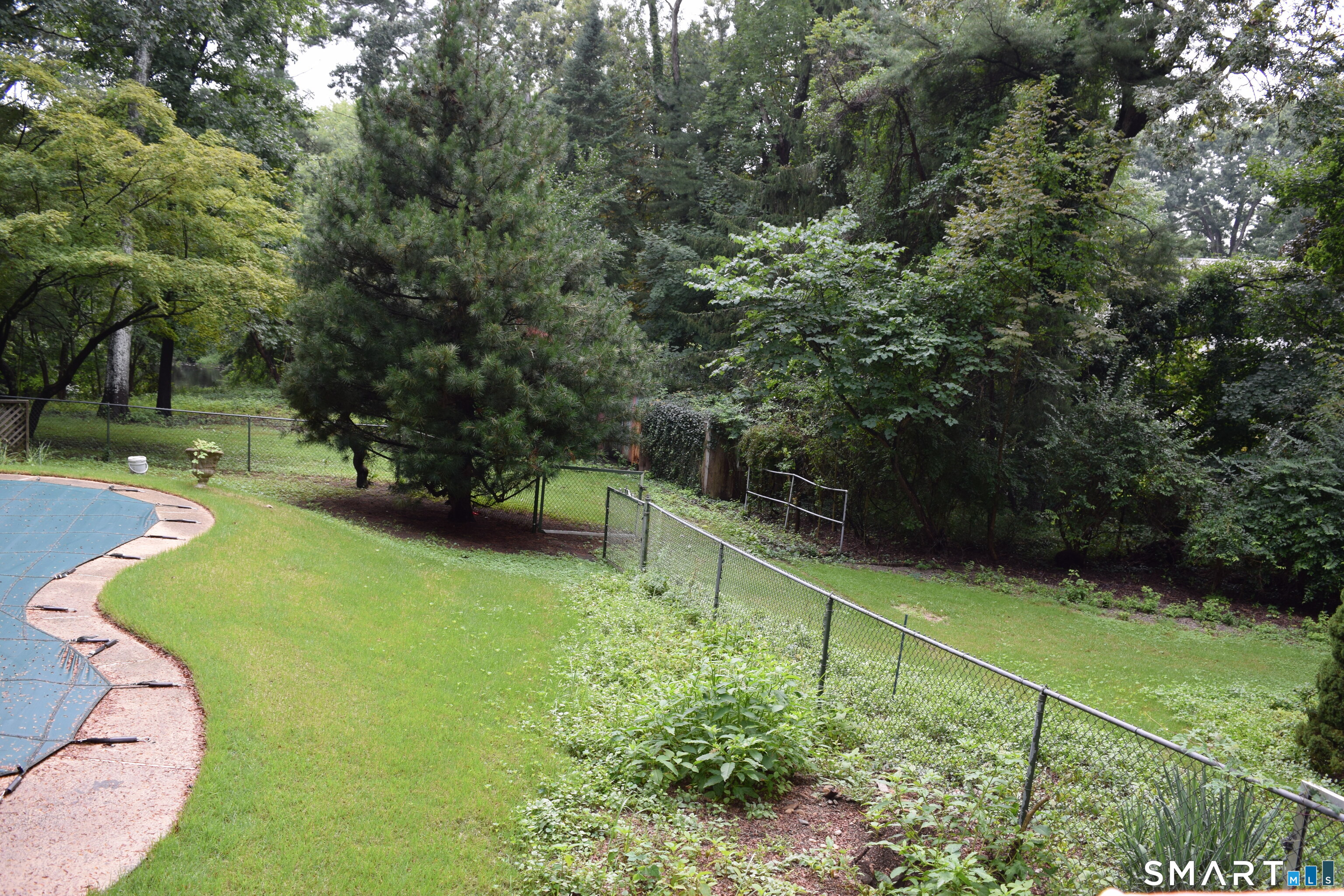 65 Interlaken Road Stamford, CT 06903 - Photo 15 of 16 Gallery Image 15