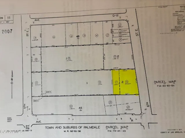 a view of utility room