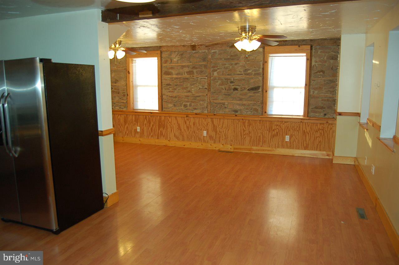 893 Greenbriar Road York, PA 17404 - Photo 22 of 28 Gallery Image 22