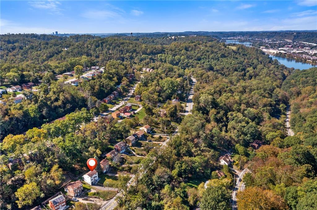 8144 Lincoln Road Verona, PA 15147 - Photo 33 of 33 an aerial view of a houses with a yard