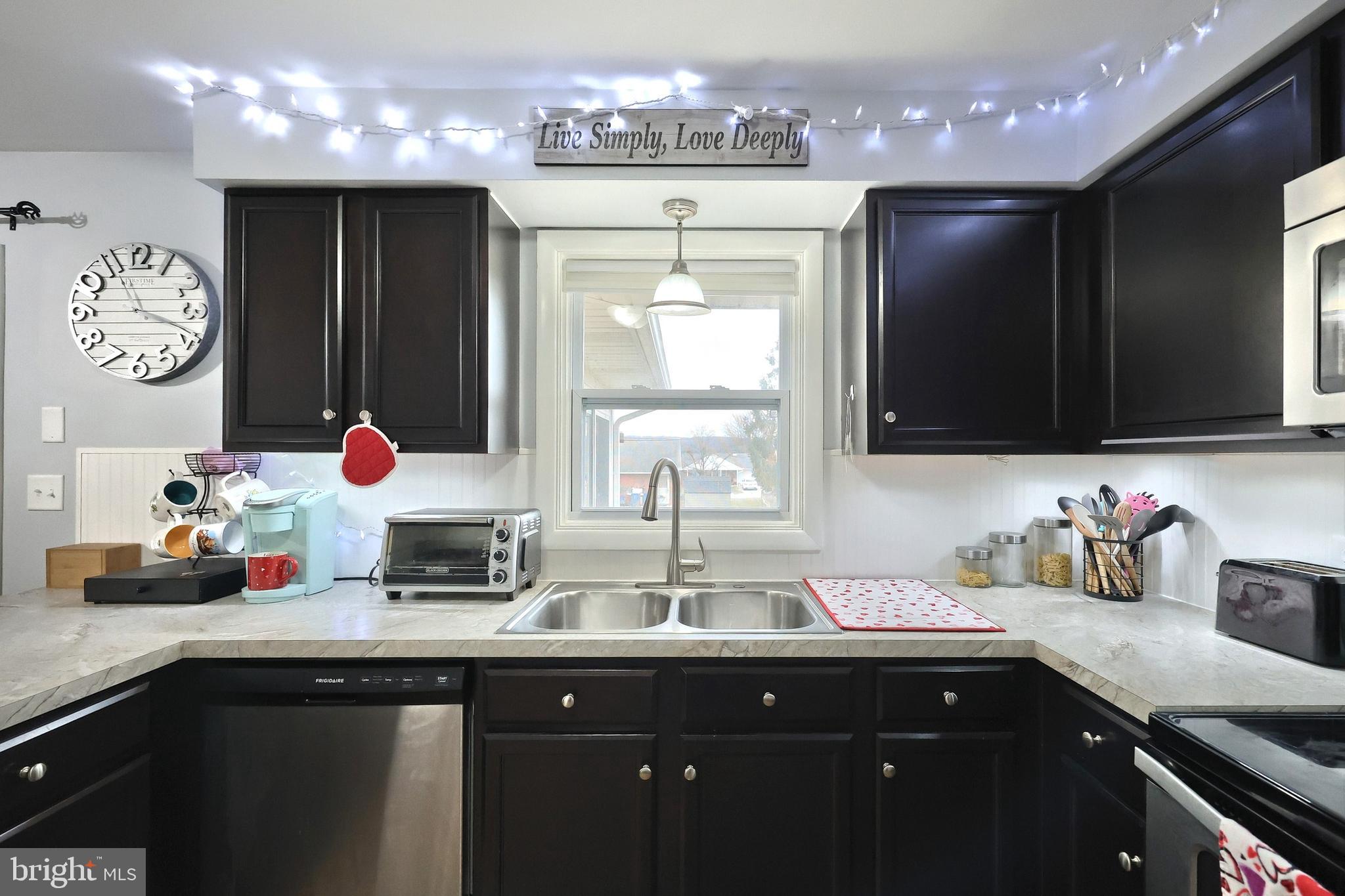4175 Board Road Manchester, PA 17345 - Photo 18 of 34 Gallery Image 18
