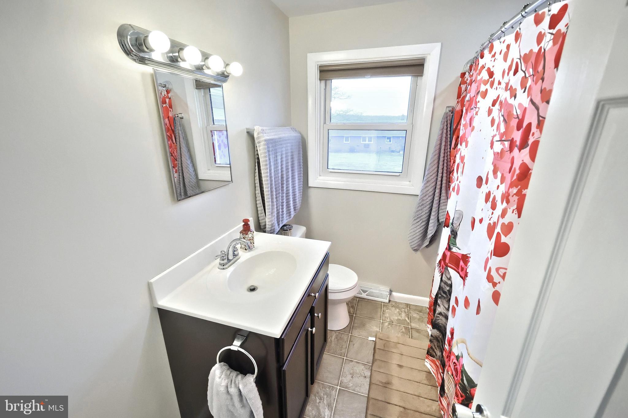4175 Board Road Manchester, PA 17345 - Photo 21 of 34 Gallery Image 21