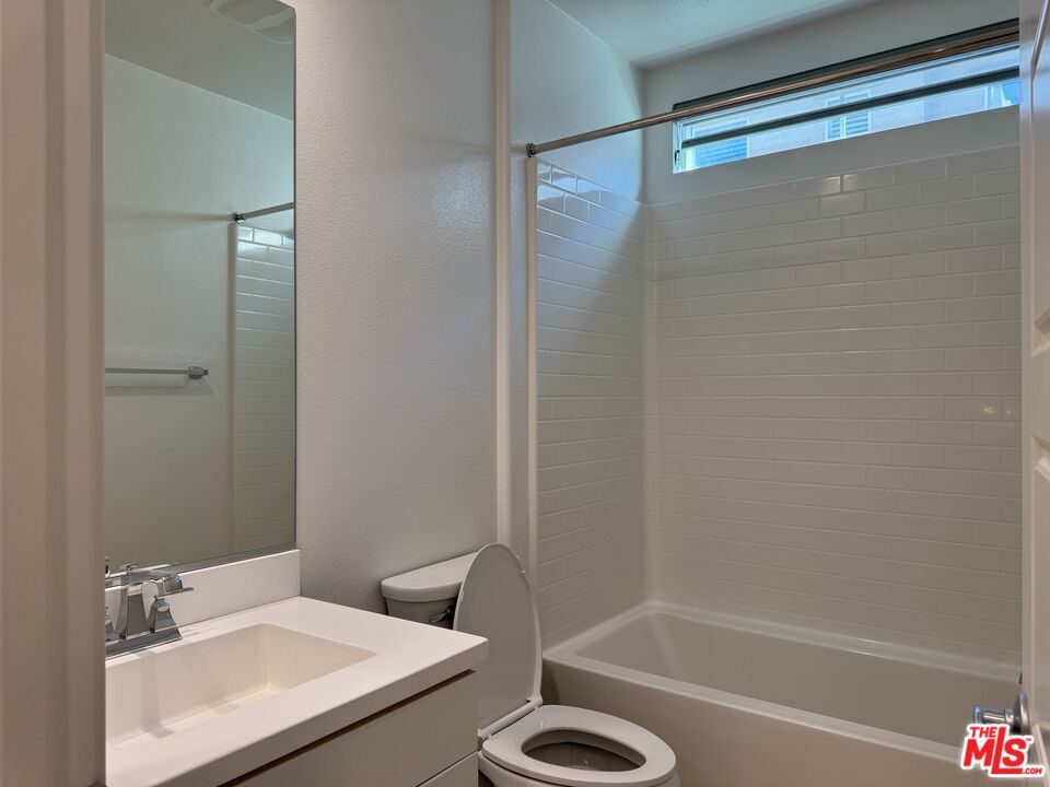 5756 Spring Street Buena Park, CA 90621 - Photo 6 of 32