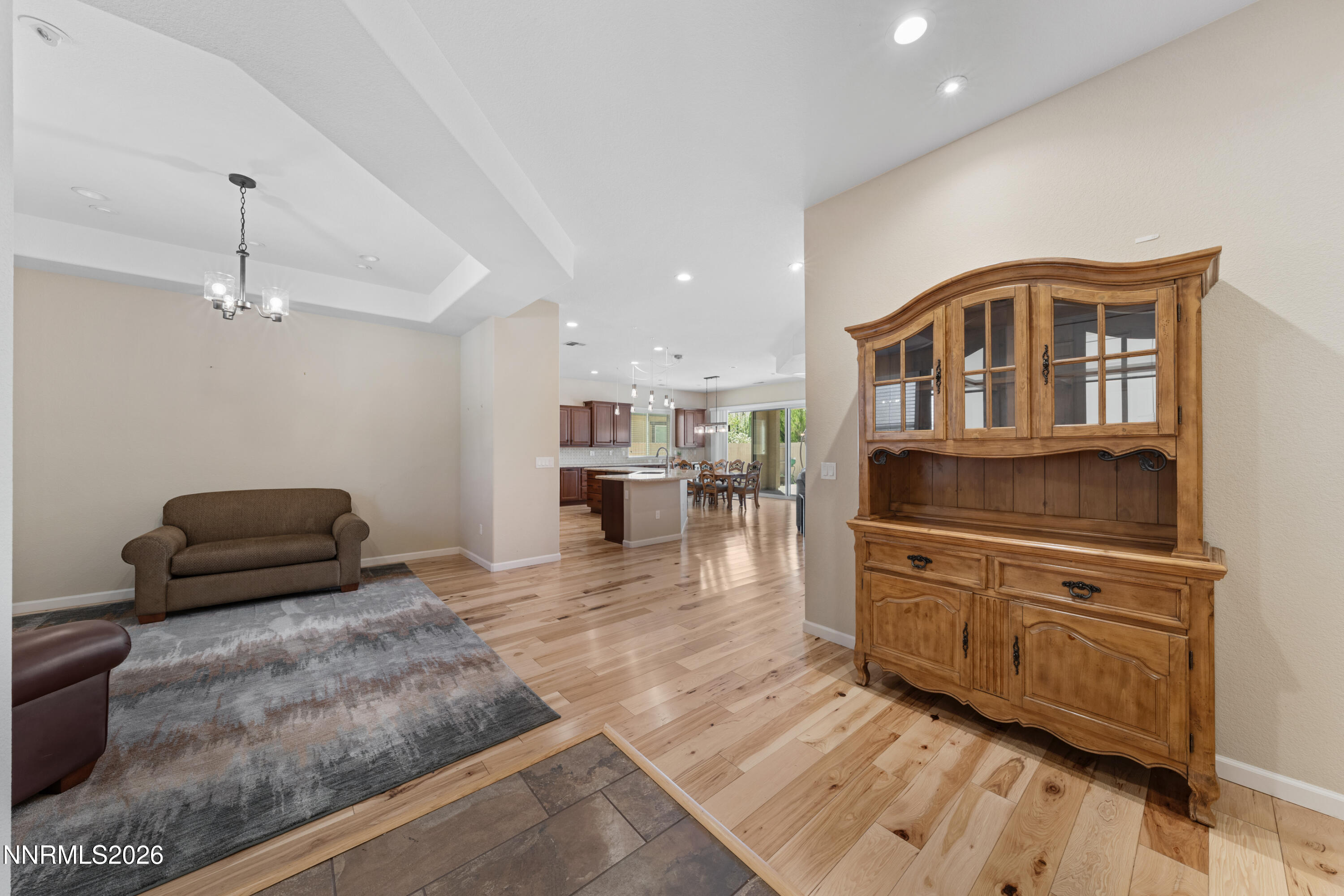 9827 Dyevera Lane Reno, NV 89521 - Photo 2 of 73 A7V09333