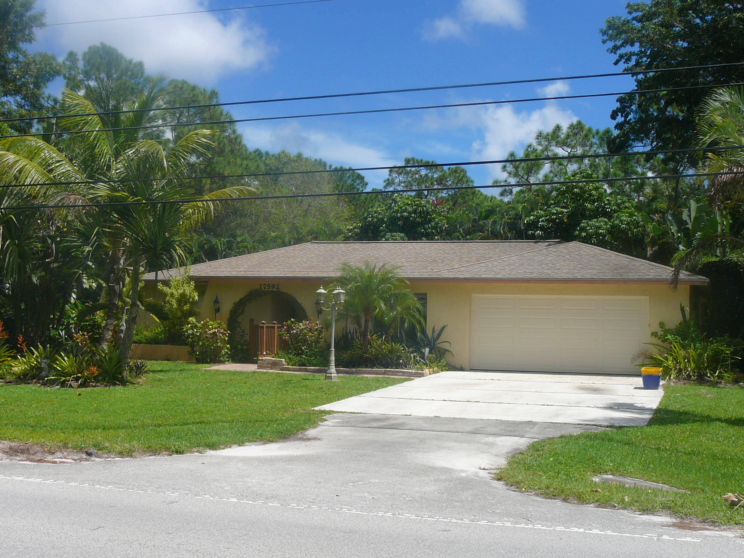 17592 Alexander Run Jupiter, FL 33478 - Photo 2 of 20 Front of House