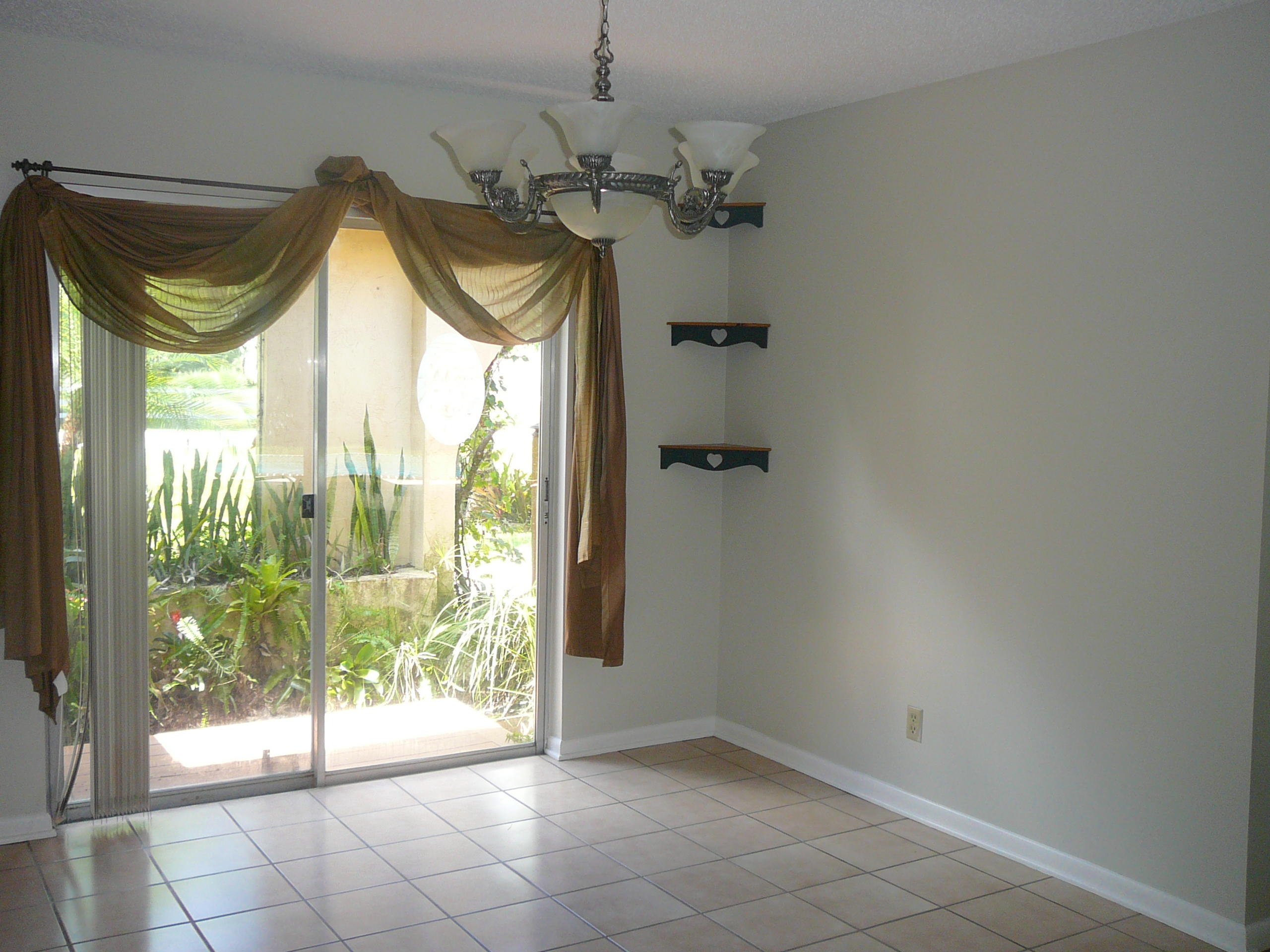17592 Alexander Run Jupiter, FL 33478 - Photo 7 of 20 Formal Dining Room