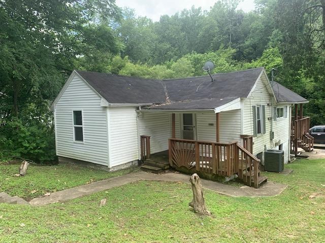 2013 Oakview Road Ashland, KY 41101 - Photo 1 of 1