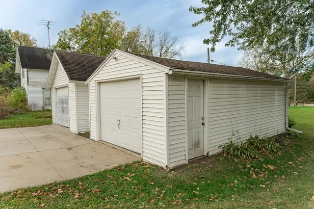 $189,900 | 107 4th Avenue Northeast, Dodge Center, MN 55927