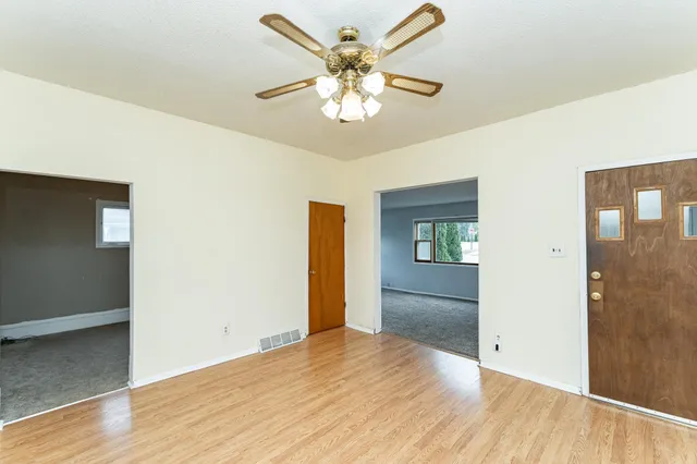 $189,900 | 107 4th Avenue Northeast, Dodge Center, MN 55927