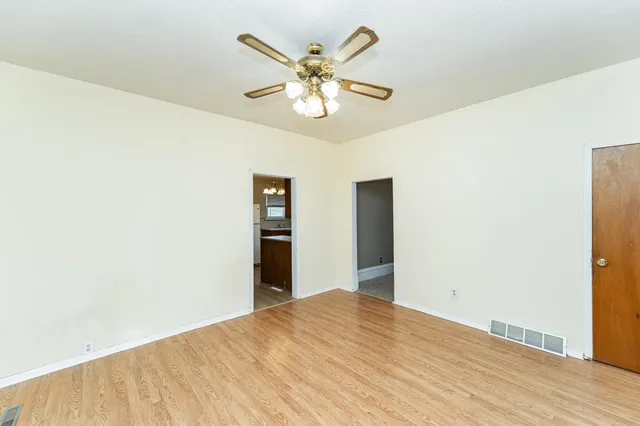 $189,900 | 107 4th Avenue Northeast, Dodge Center, MN 55927