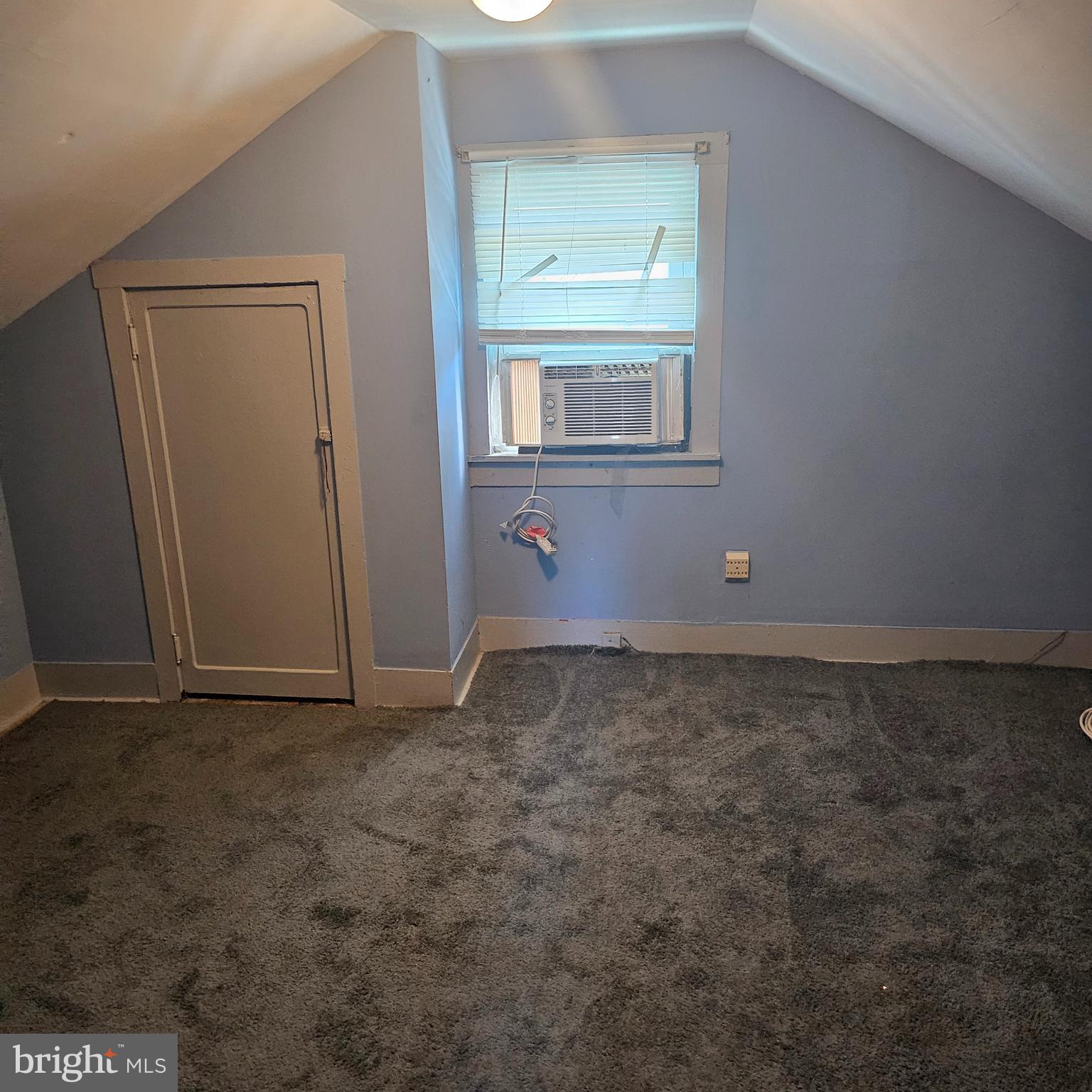 374 Manor Avenue Carneys Point, NJ 08069 - Photo 9 of 12