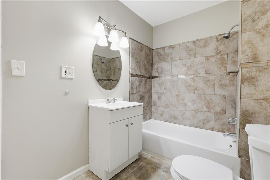 7867 James A Reed Road Kansas City, MO 64138 - Photo 22 of 30