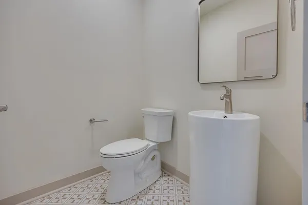 $799,900 | 1113 North Division Street, Waunakee, WI 53597