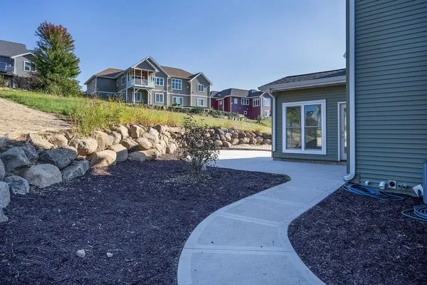 $799,900 | 1113 North Division Street, Waunakee, WI 53597
