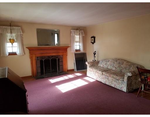 3 Garden Road Natick, MA 01760 - Photo 4 of 21 Gallery Image 4