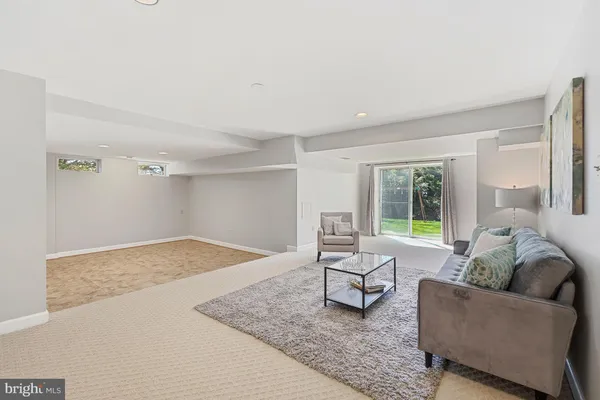 $1,095,000 | 15801 Seurat Drive, North Potomac, MD 20878