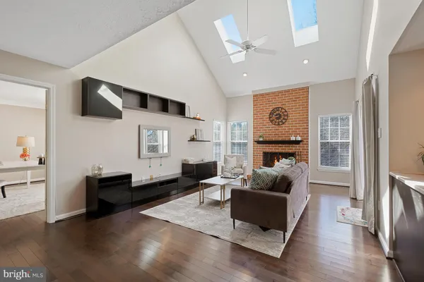 $1,095,000 | 15801 Seurat Drive, North Potomac, MD 20878