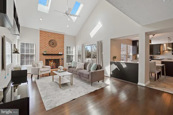 $1,095,000 | 15801 Seurat Drive, North Potomac, MD 20878