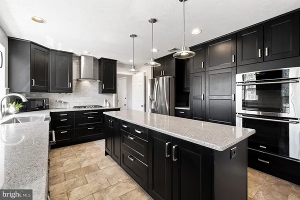 $1,095,000 | 15801 Seurat Drive, North Potomac, MD 20878