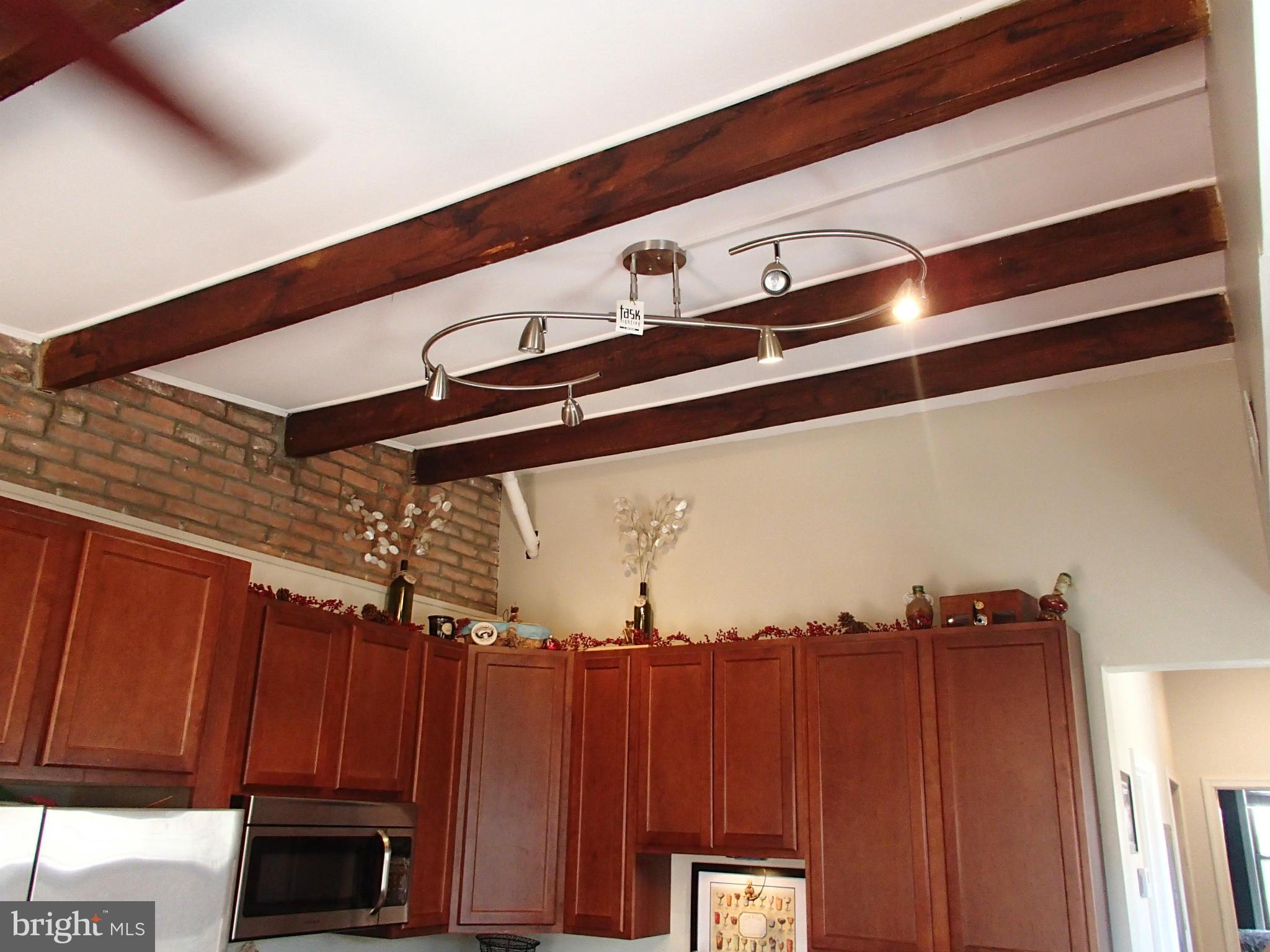 1401 Riverside Avenue Baltimore, MD 21230 - Photo 12 of 23 Kitchen