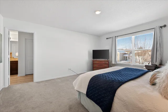 $350,000 | 1096 Sunset Avenue, Montrose, MN 55363