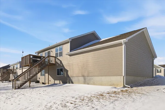 $350,000 | 1096 Sunset Avenue, Montrose, MN 55363