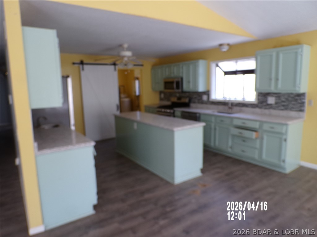 54 Central Hill Road Eldon, MO 65026 - Photo 3 of 9
