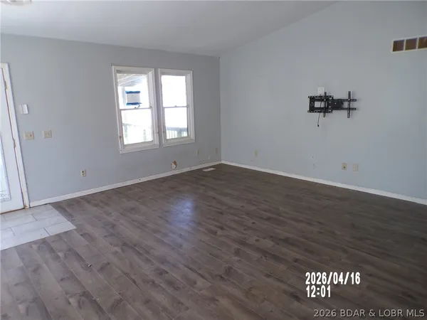 $159,000 | 54 Central Hill Road, Eldon, MO 65026