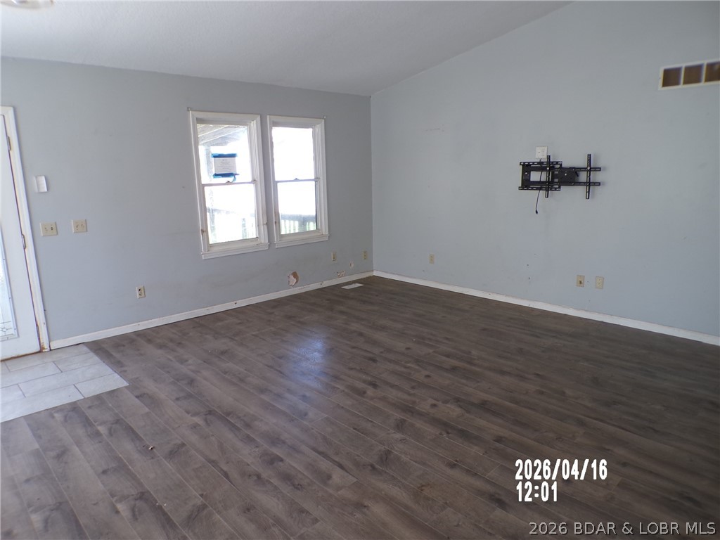 54 Central Hill Road Eldon, MO 65026 - Photo 4 of 9
