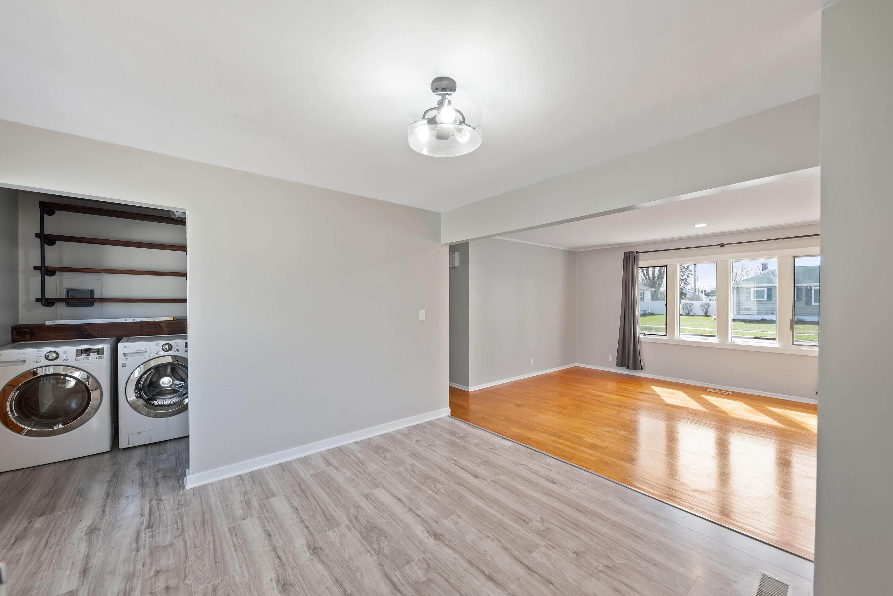 8143 Grace Street Highland, IN 46322 - Photo 11 of 18 a view of an empty room with a window
