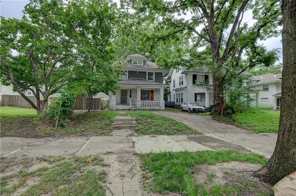$194,000 | 3407 Benton Boulevard, Kansas City, MO 64128