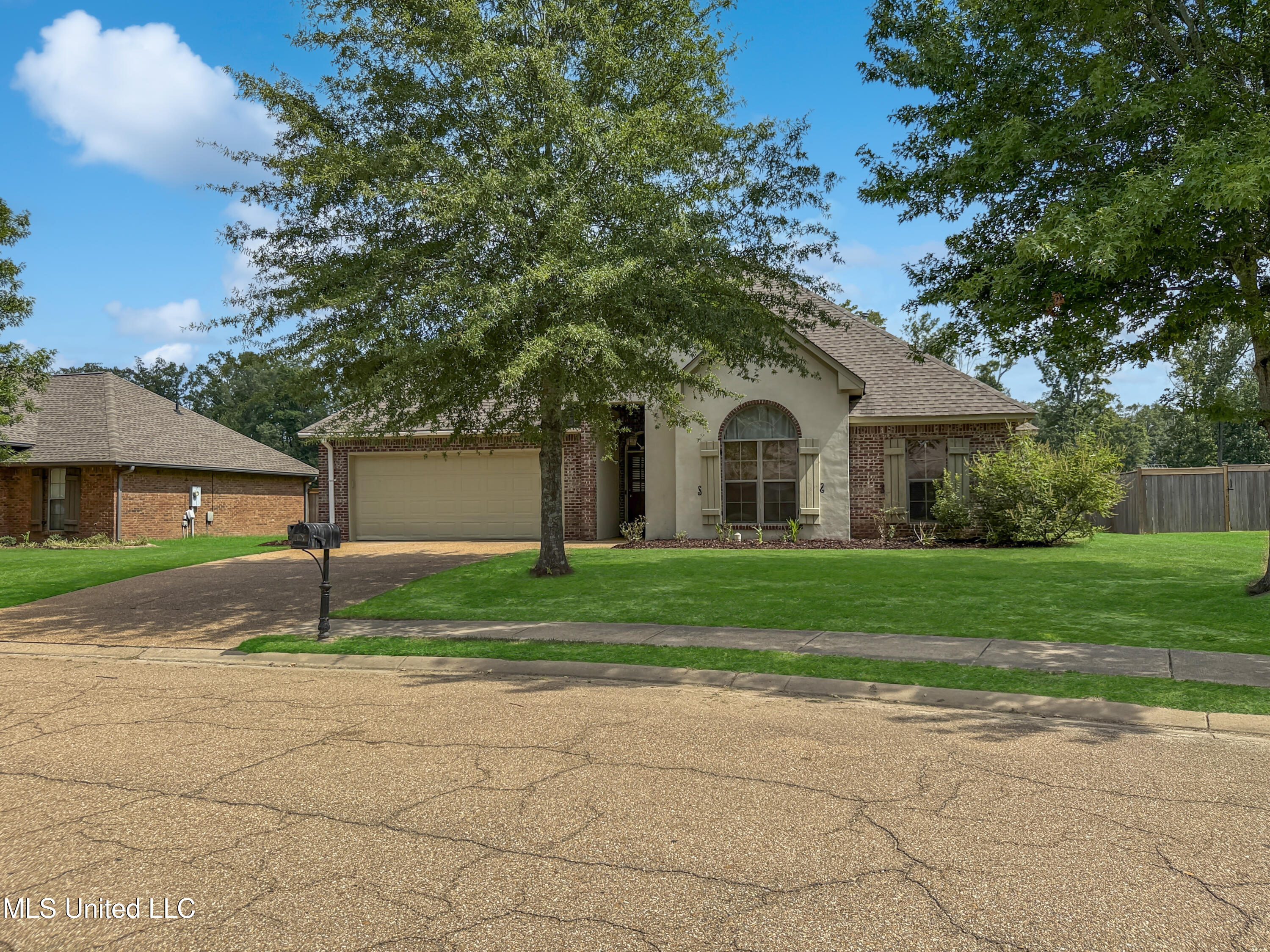 121 Mason Way Madison, MS 39110 - Photo 1 of 19 Front of house