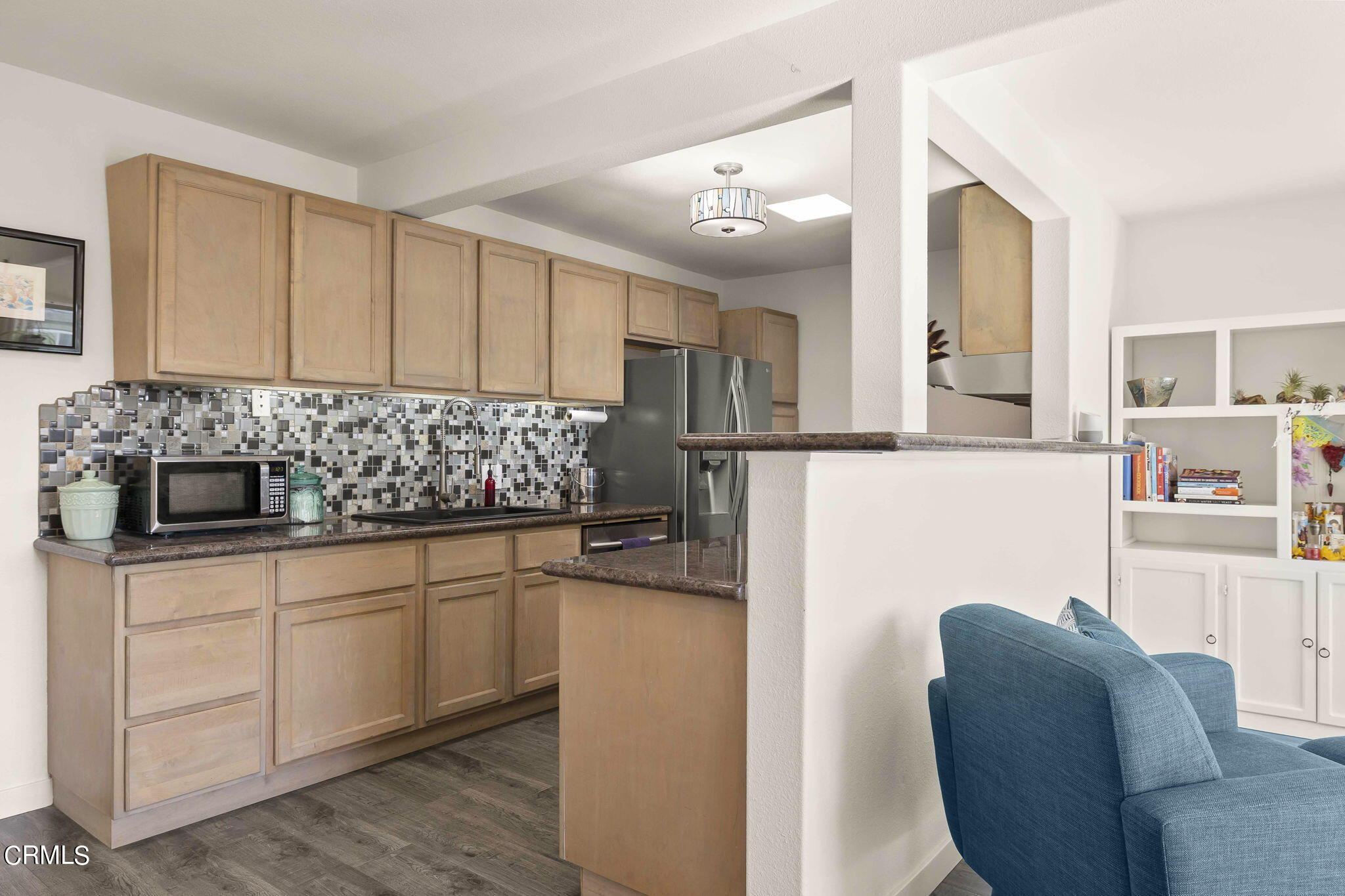 229 Rossmore Drive Oxnard, CA 93035 - Photo 15 of 54 21-web-or-mls-UpmarketMedia_229Ross-65