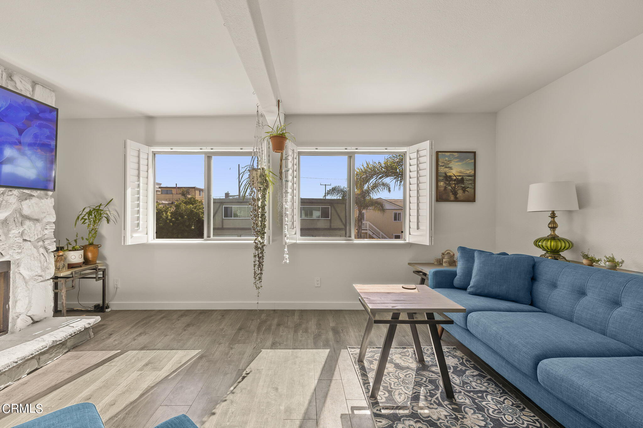 229 Rossmore Drive Oxnard, CA 93035 - Photo 18 of 54 24-web-or-mls-UpmarketMedia_229Ross-87