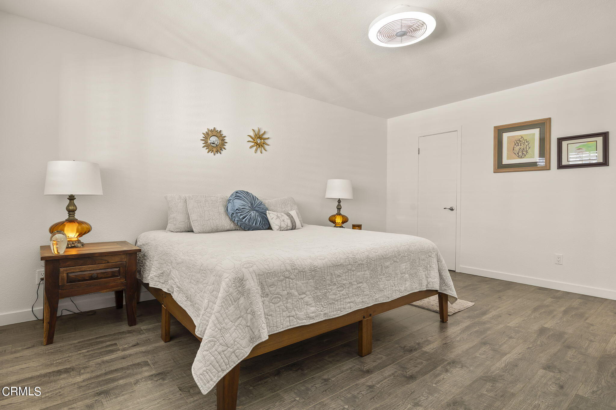 229 Rossmore Drive Oxnard, CA 93035 - Photo 27 of 54 31-web-or-mls-UpmarketMedia_229Ross-99