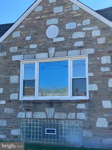 $2,100 | 7703 Bradford Street, Philadelphia, PA 19152