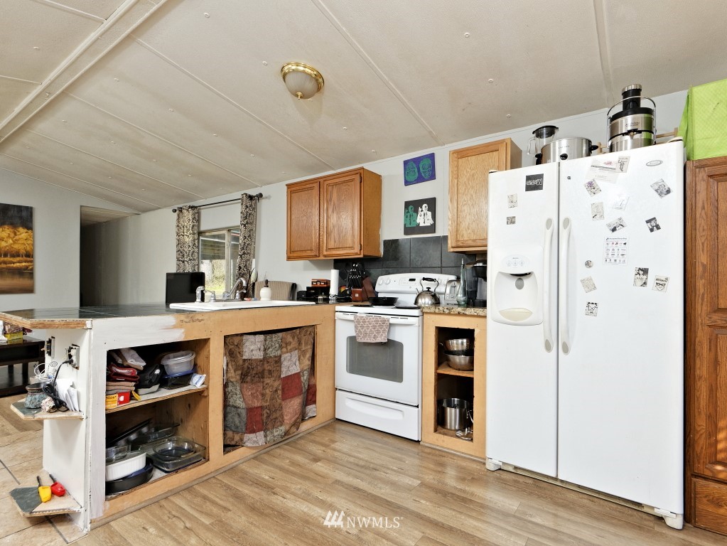 1419 Southeast Cedar Road Port Orchard, WA 98367 - Photo 8 of 13 Gallery Image 8