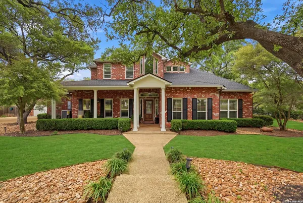 $1,275,000 | 29253 Seabiscuit Drive, Fair Oaks Ranch, TX 78015