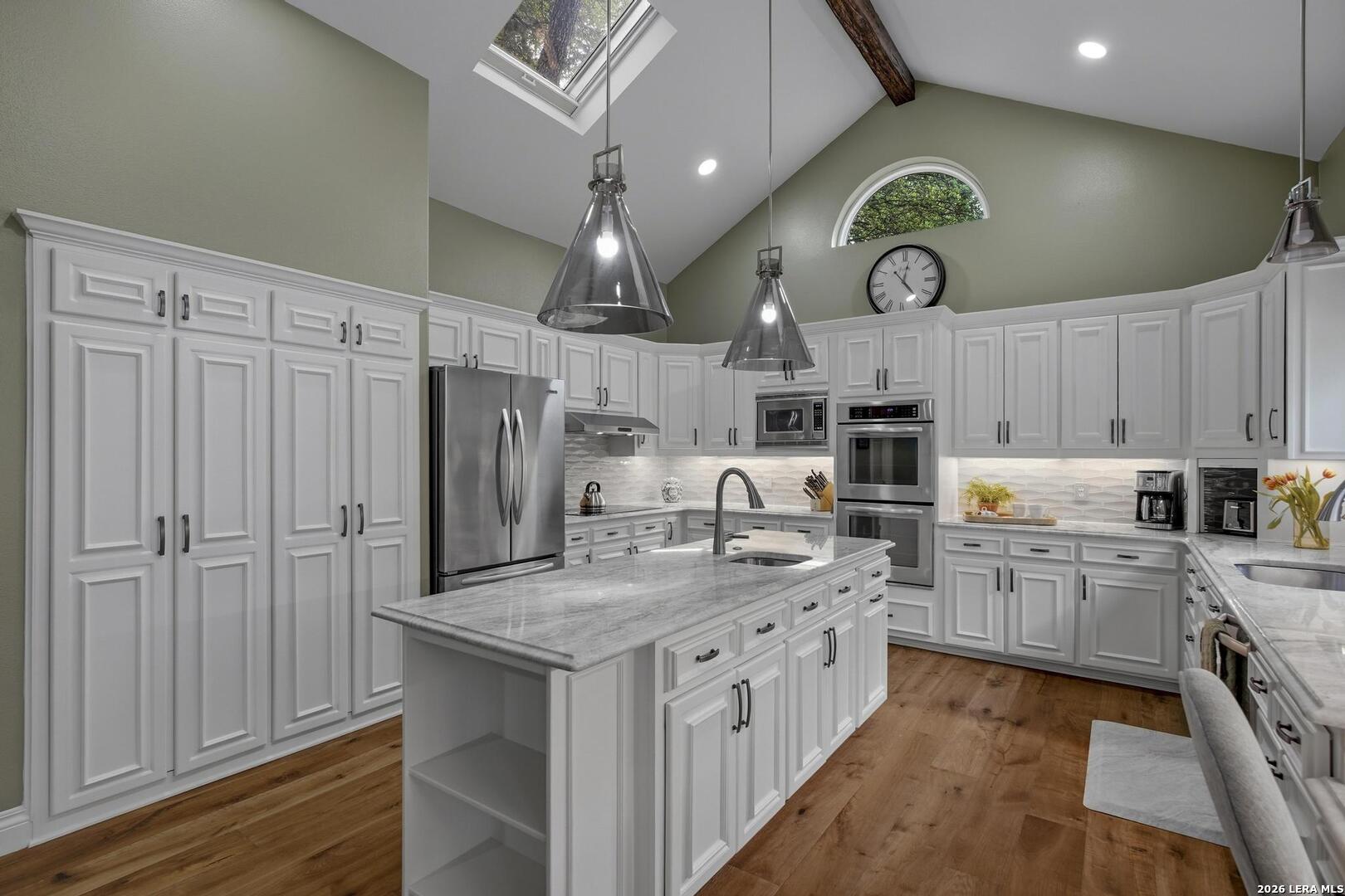 29253 Seabiscuit Drive Fair Oaks Ranch, TX 78015 - Photo 12 of 38